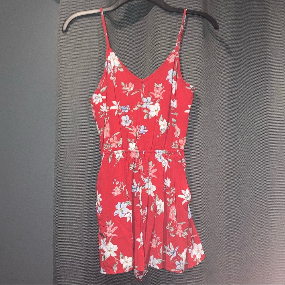 Divided H&M red floral romper